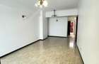 2 Bed Apartment with En Suite in Kilimani - 4