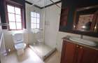 4 Bed Townhouse with En Suite in General Mathenge - 18