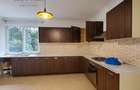 3 Bed Apartment with En Suite at Lavington - 6