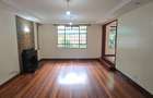 5 Bed Townhouse with En Suite at Lavington - 4