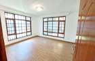 4 Bed House with En Suite in Runda - 19