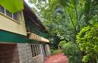 4 Bed House with En Suite at Lavington - 2