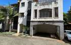 5 Bed Townhouse with En Suite in Lavington - 1