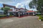 5 Bed House with En Suite in Rosslyn - 5