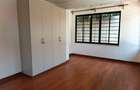 5 Bed Townhouse with En Suite at Lavington - 11