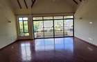5 Bed Townhouse with En Suite at Lavington Road - 13