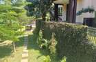 7 Bed House with En Suite at Nyari - 10