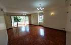 3 Bed Apartment with En Suite at Lavington - 7