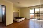 5 Bed Townhouse with En Suite in Lavington - 10