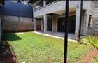 5 Bed Townhouse with En Suite in Lavington - 2