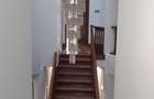 5 Bed House with En Suite in Runda - 9
