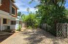 5 Bed House with En Suite in Spring Valley - 16