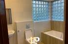 5 Bed Villa with Swimming Pool in Runda - 11