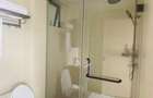 Serviced 2 Bed Apartment with En Suite in Westlands Area - 10