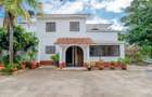 4 Bed Townhouse with Garden in Nyali Area - 3