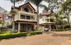 5 Bed Townhouse with En Suite at Lavington - 20