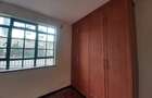 3 Bed Apartment with Parking at Hatheru Road - 7