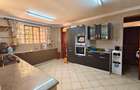 5 Bed Townhouse with En Suite at Lavington Green - 5