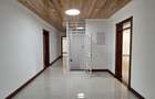 5 Bed House with En Suite in Rosslyn - 4