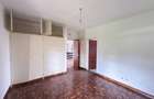 4 Bed Townhouse with En Suite at Lavington - 8