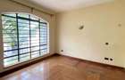 5 Bed Townhouse with En Suite in Lavington - 8