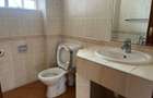 6 Bed House with En Suite in Runda - 11