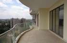 4 Bed Villa with En Suite in Westlands Area - 13