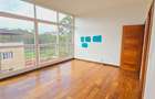 5 Bed Townhouse with En Suite at Convent Drive - 19