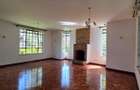 4 Bed Villa with En Suite in Lavington - 1