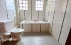 4 Bed Apartment with En Suite in Brookside - 7