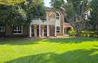 5 Bed House with En Suite at Hillview Clozse - 1