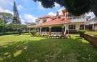 5 Bed House with En Suite in Rosslyn - 3