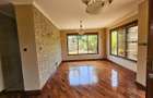 4 Bed Townhouse with En Suite in Ridgeways - 13