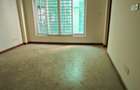 4 Bed Apartment with En Suite at Parklands - 16
