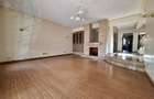 5 Bed Townhouse with En Suite in Lavington - 8