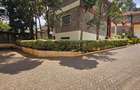 5 Bed Villa with En Suite in Lavington - 2