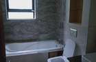 4 Bed Apartment with En Suite at Riverside Drive - 13