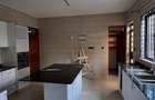 6 Bed Townhouse with En Suite at Kabarsiran Avenue - 4