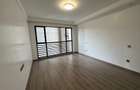 3 Bed Apartment with En Suite at Riverside Dr - 13