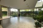 5 Bed Townhouse in Riverside - 5