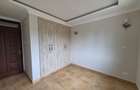 4 Bed House in Kiambu Road - 17