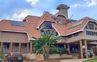 10 Bed House with En Suite in Runda - 9