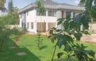 4 Bed Townhouse with En Suite in Ridgeways - 1