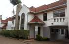 4 Bed Townhouse with En Suite at Lavington - 13