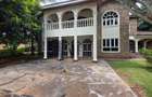 4 Bed Villa with En Suite at Hillview - 17