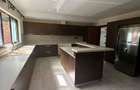 5 Bed Townhouse with Garden in Lavington - 4