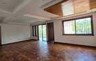 6 Bed Townhouse with En Suite at Lavington Green - 16