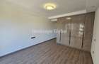 3 Bed Apartment with En Suite in Riverside - 19