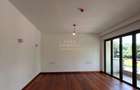 4 Bed Townhouse with En Suite in Rosslyn - 3