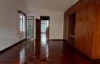 4 Bed Townhouse with En Suite in Lavington - 13